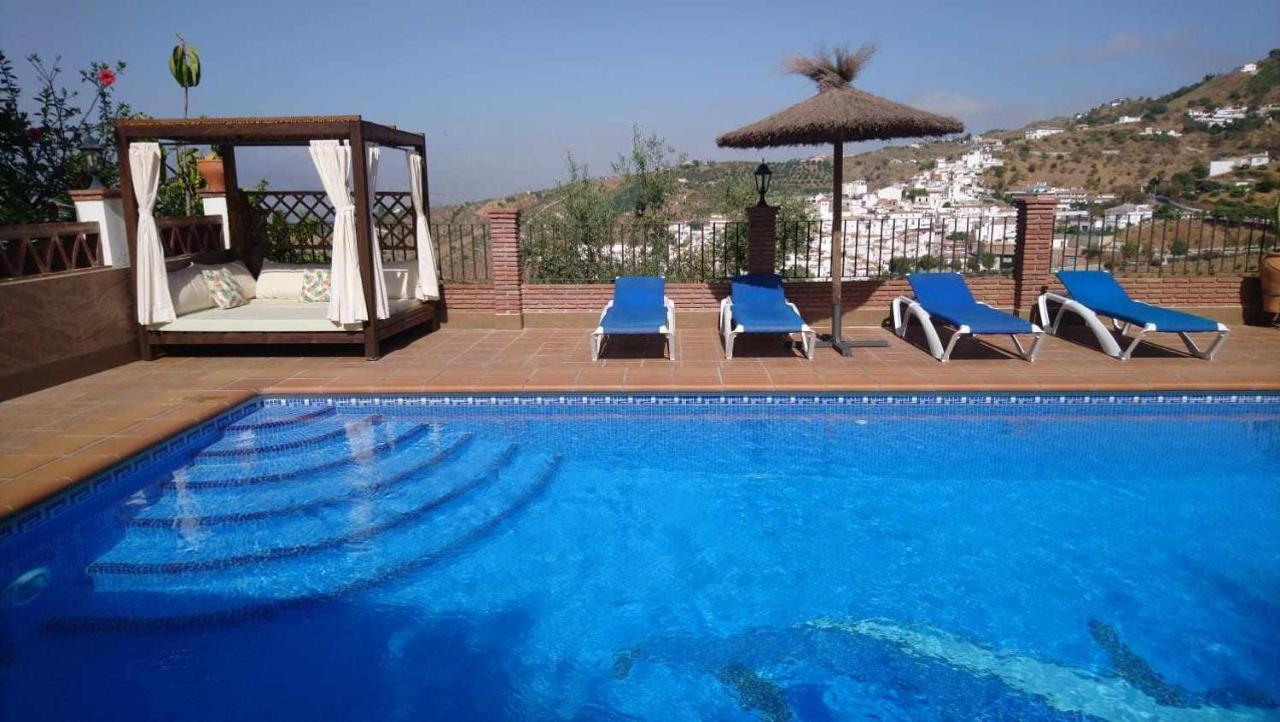 Casa Mirador Claras Con Piscina Privada Jardin Holiday home Iznate